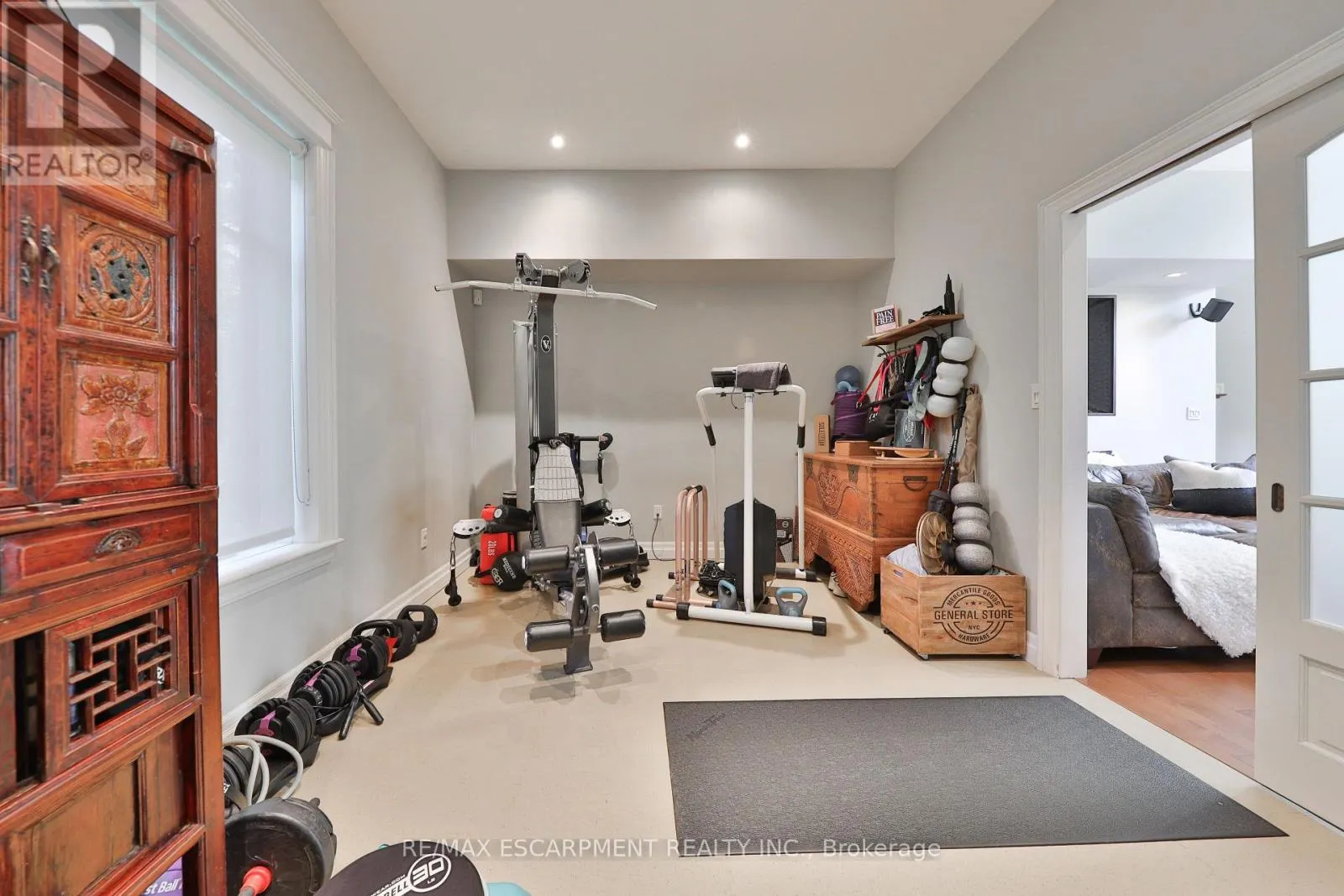 4071 MELBA PLACE