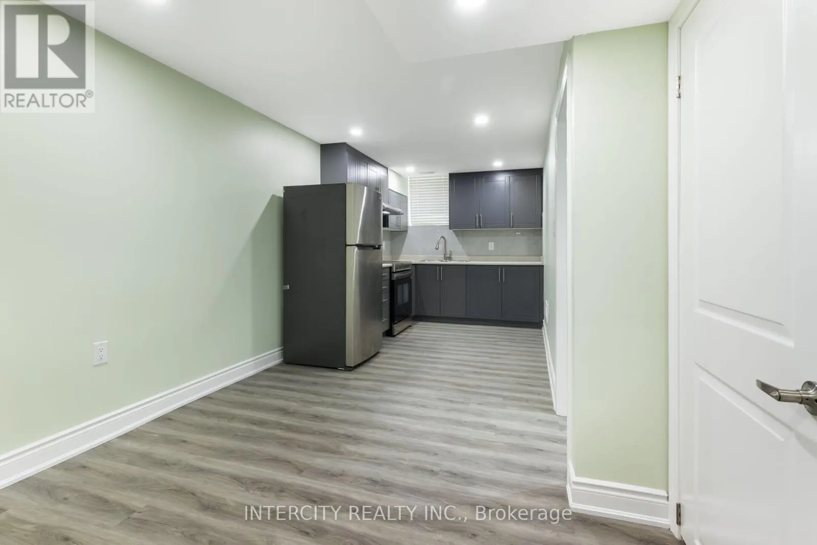 40 DONALD STEWART ROAD