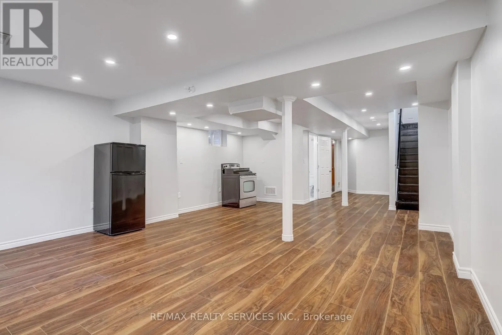 20 PORTRUSH TRAIL