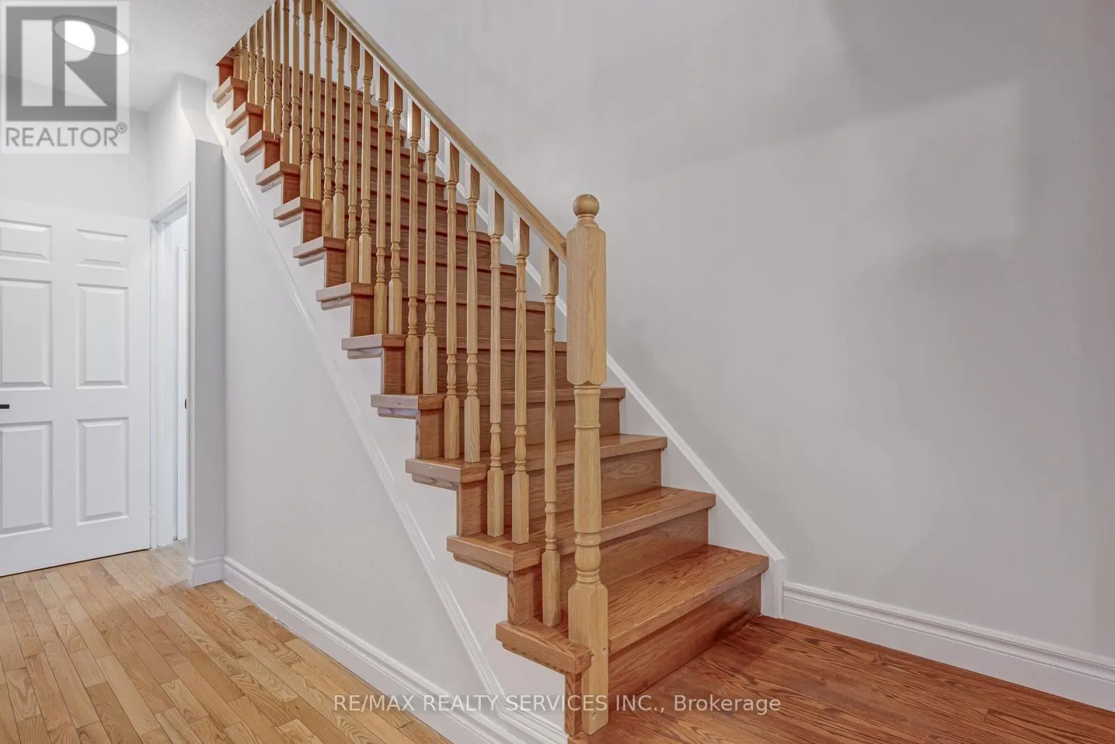20 PORTRUSH TRAIL