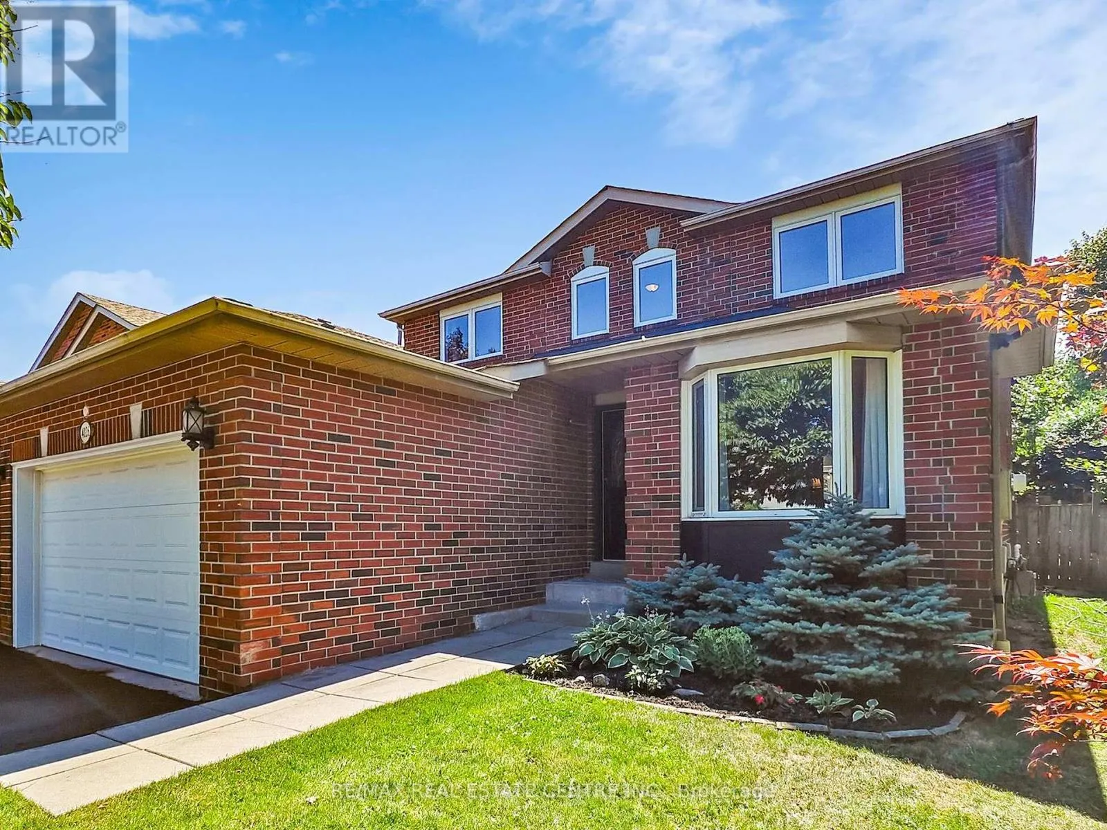 4026 RENFREW CRESCENT