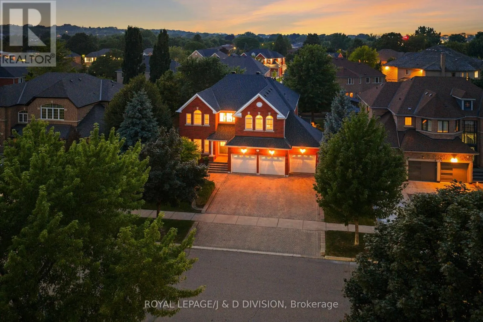 2153 MANOR HILL DRIVE