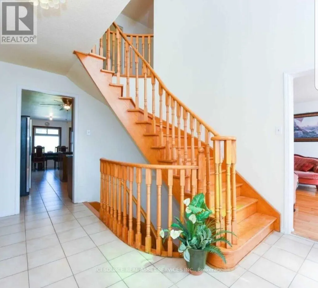 20 PLOVER PLACE