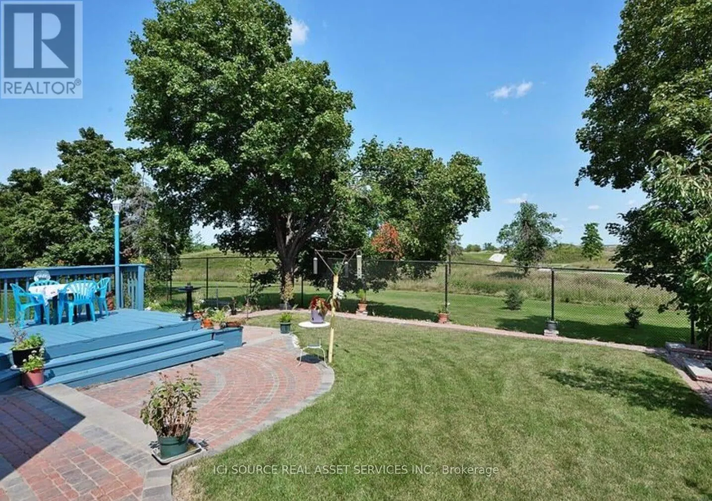 20 PLOVER PLACE