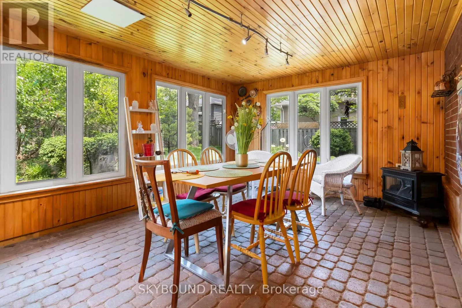 1031 MARLEY CRESCENT