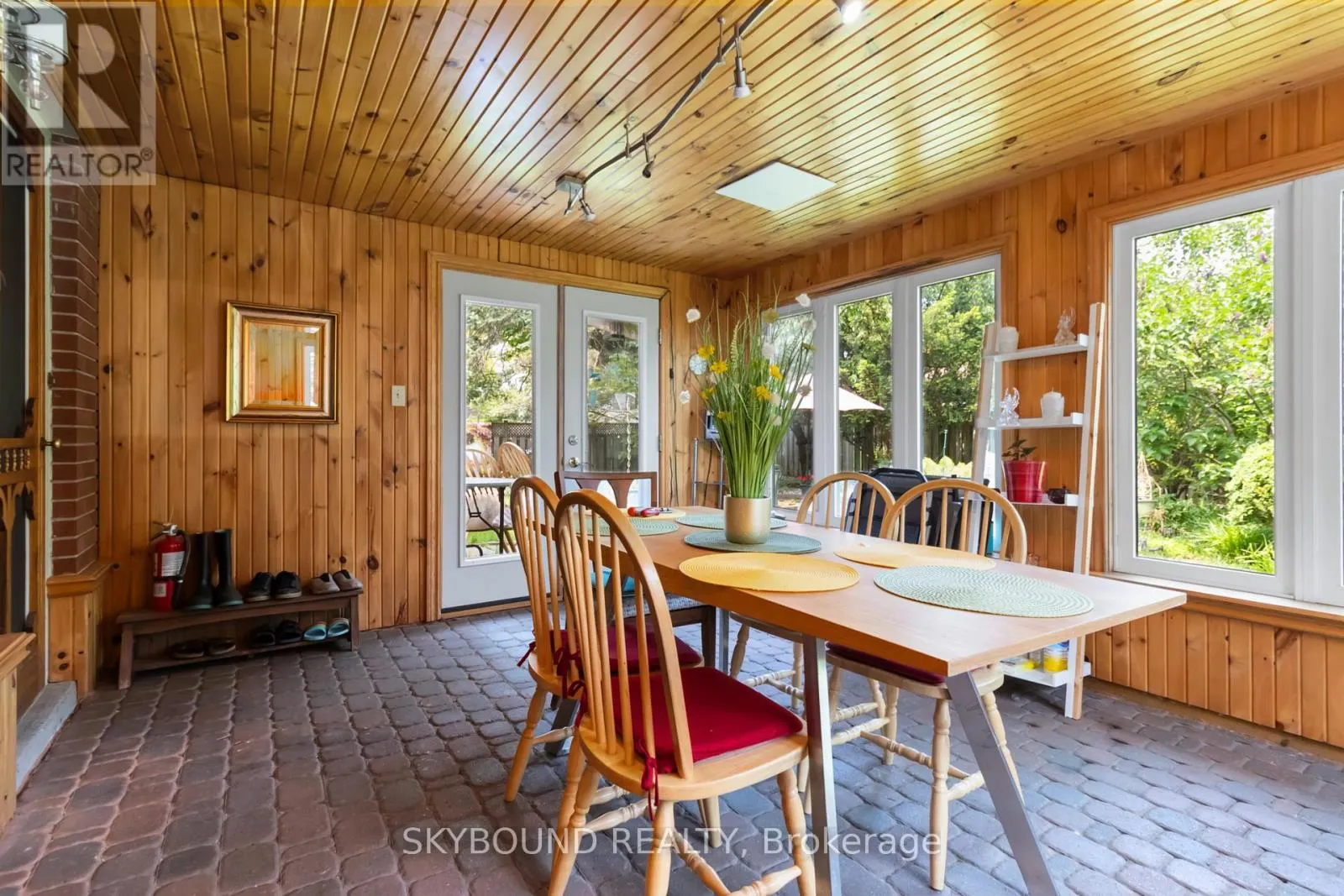 1031 MARLEY CRESCENT