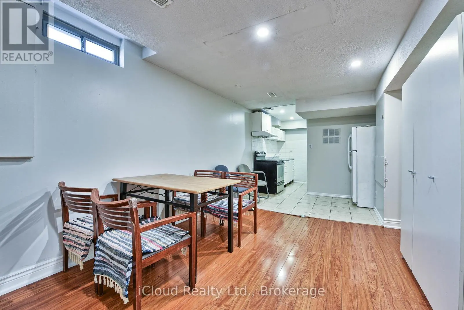 14 TIMBERLANE DRIVE
