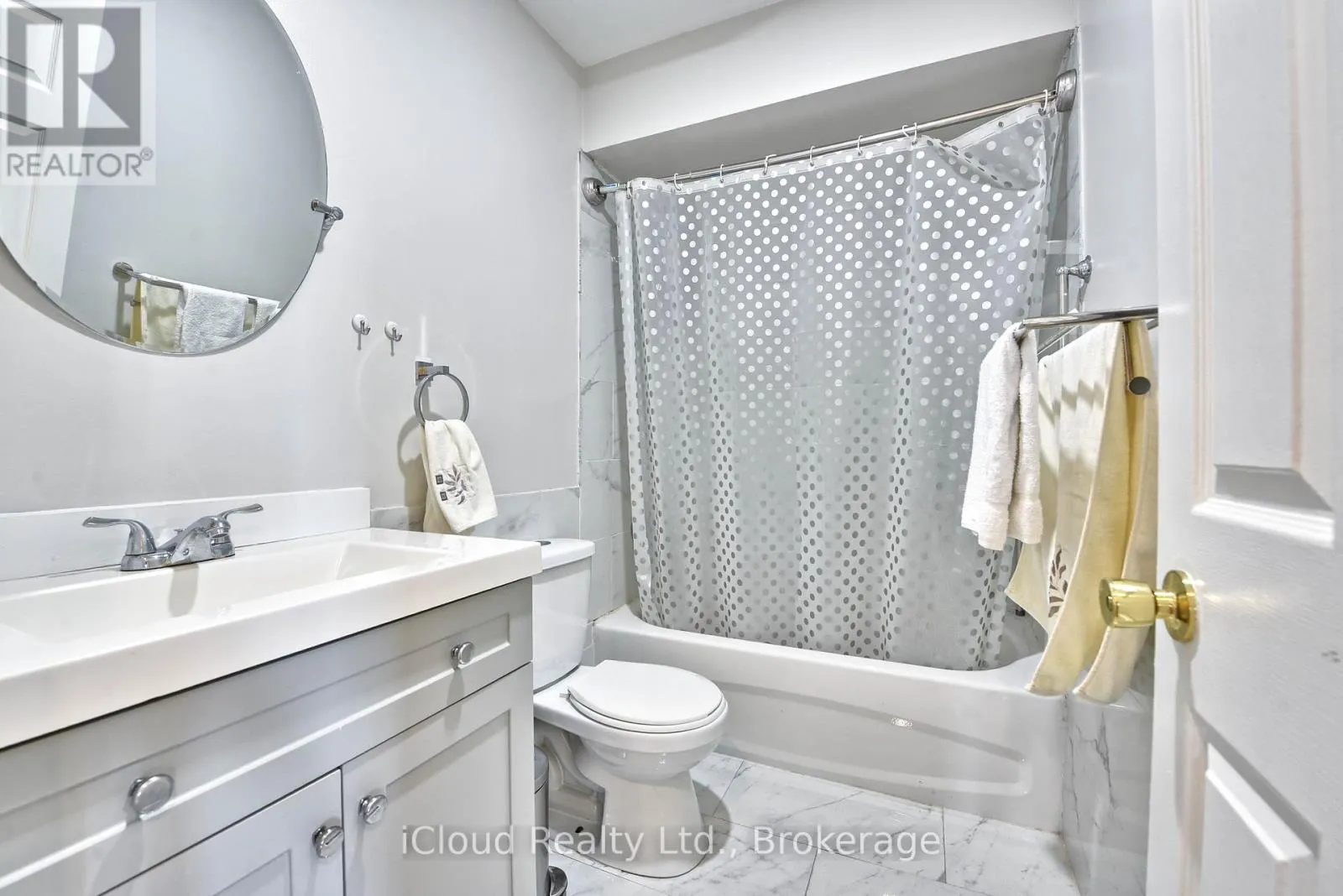 14 TIMBERLANE DRIVE