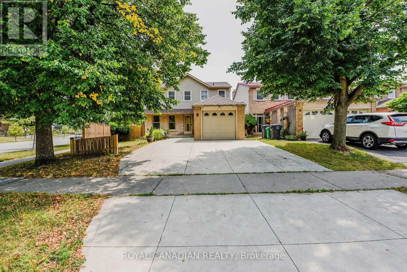 2 MAYBERRY COURT