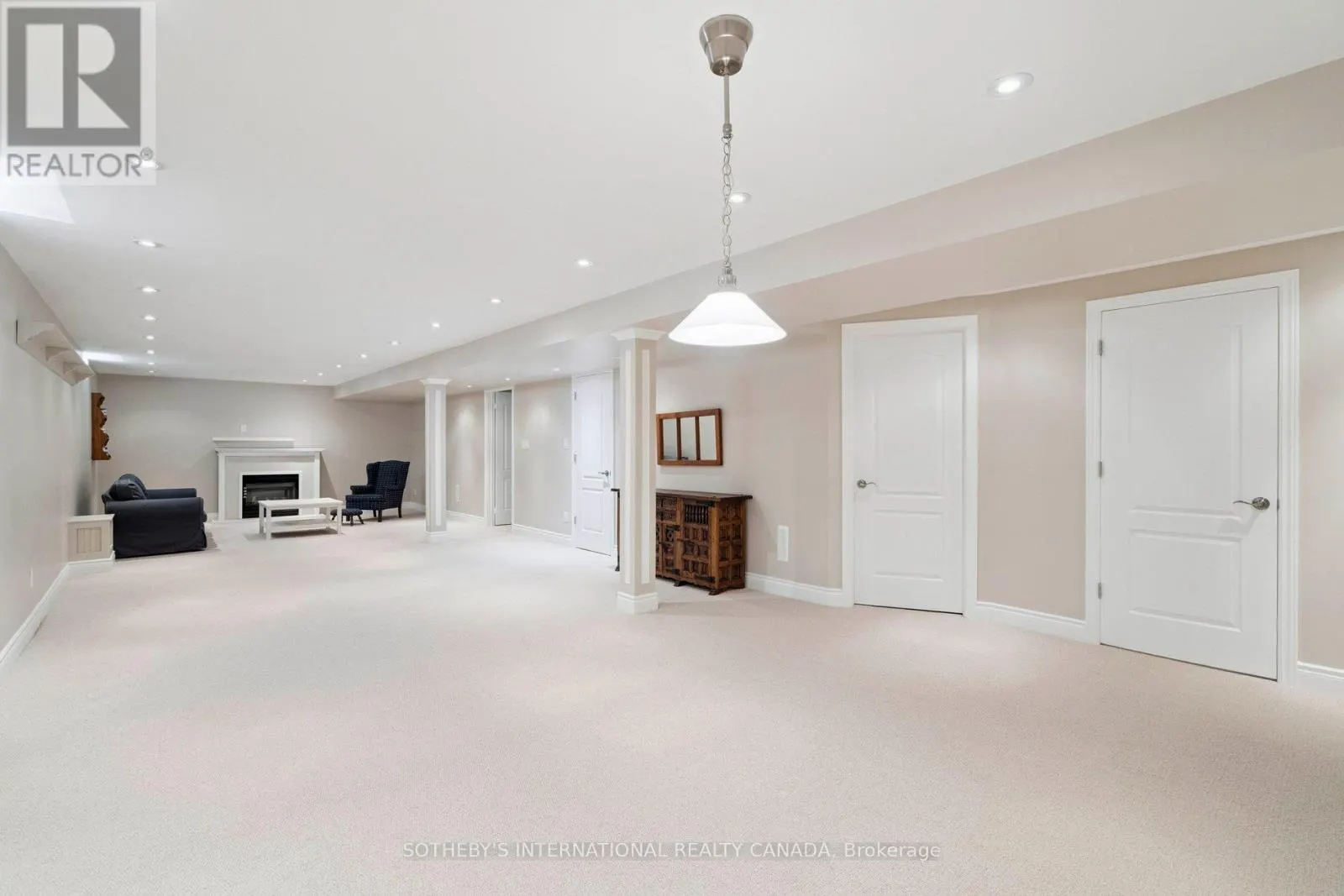 12 FAIRVALLEY STREET