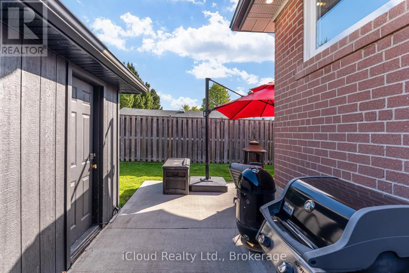 43 SHERWOOD CRESCENT