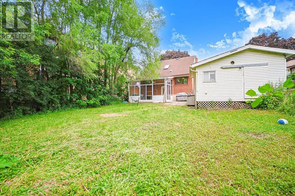 34 CRESTVIEW AVENUE