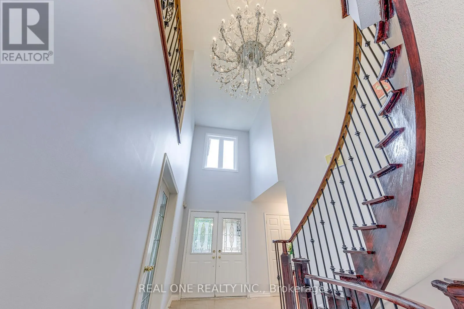 1237 WOODVIEW DRIVE