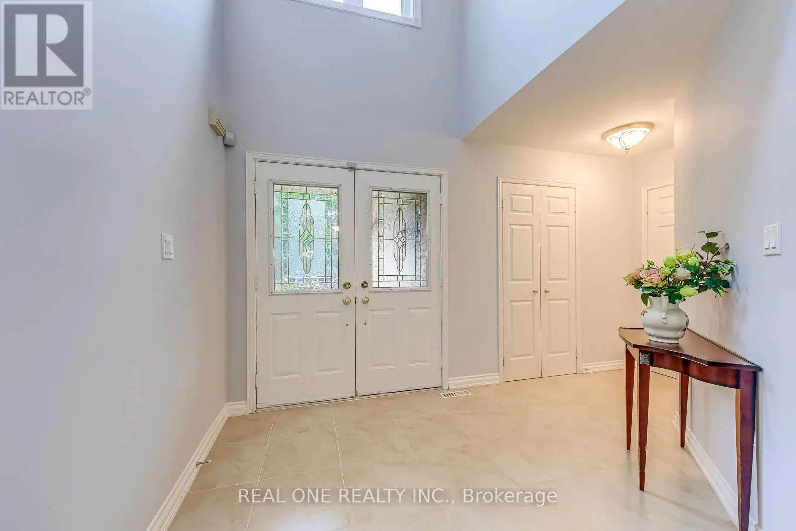 1237 WOODVIEW DRIVE