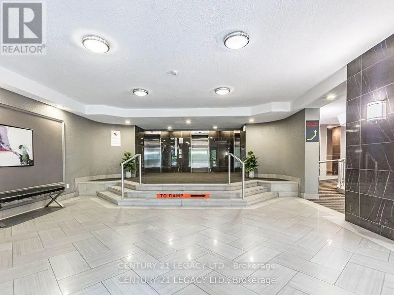 1402 - 8 LISA STREET E