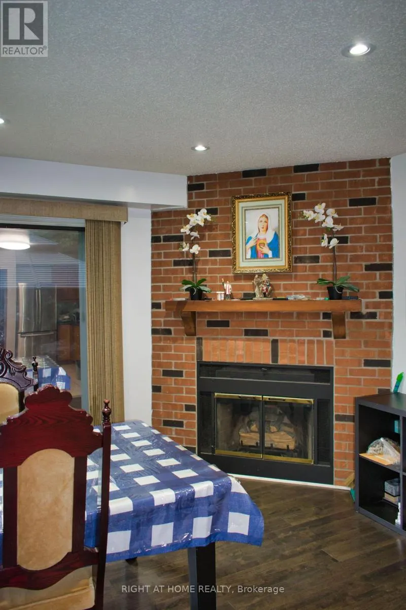 3310 GREENBELT CRESCENT