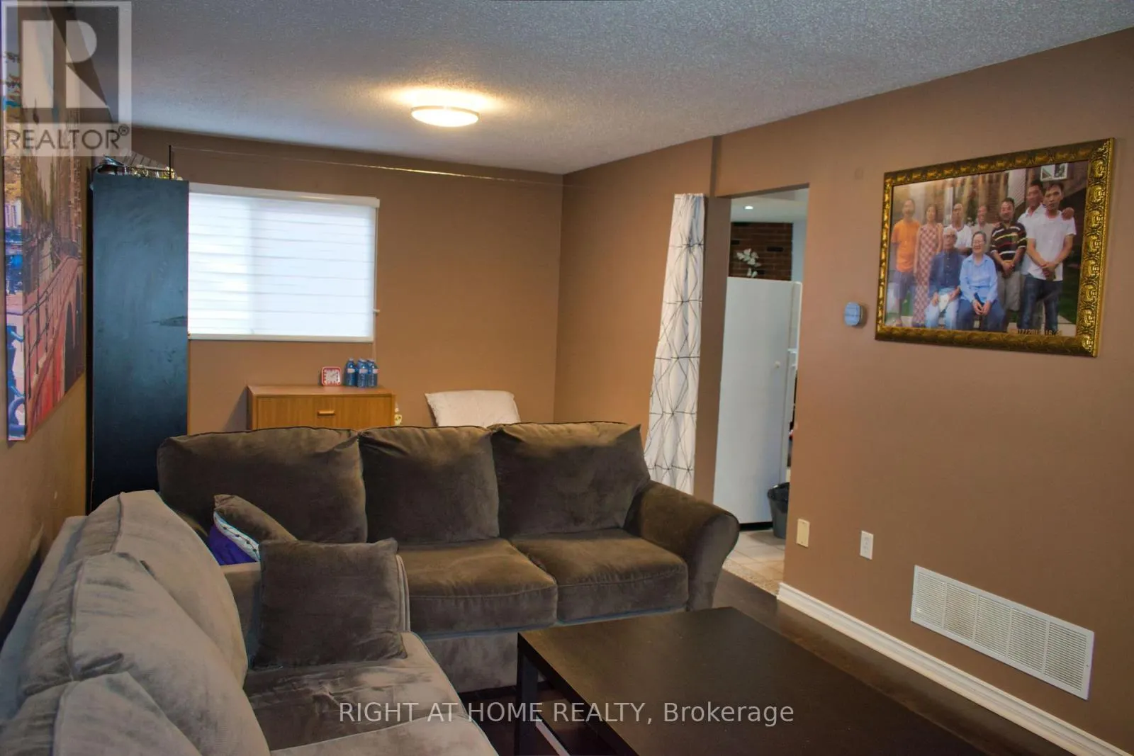 3310 GREENBELT CRESCENT