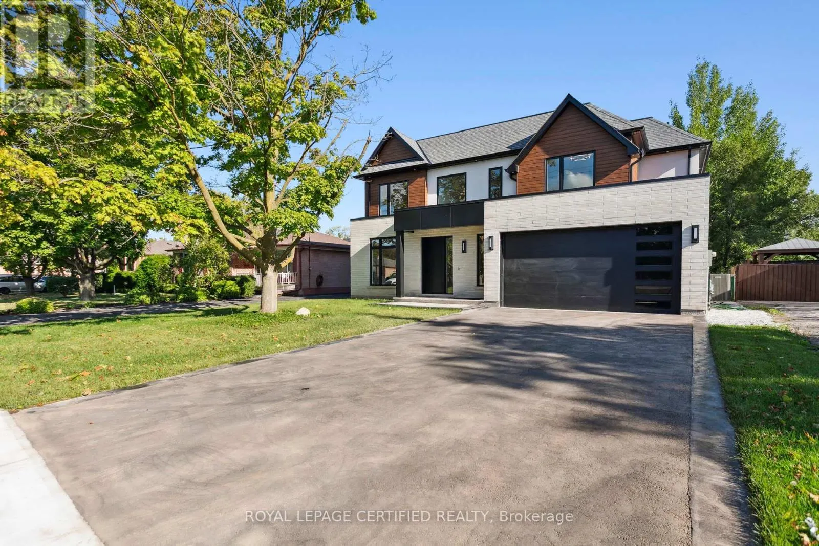 2082 BRIDGE ROAD
