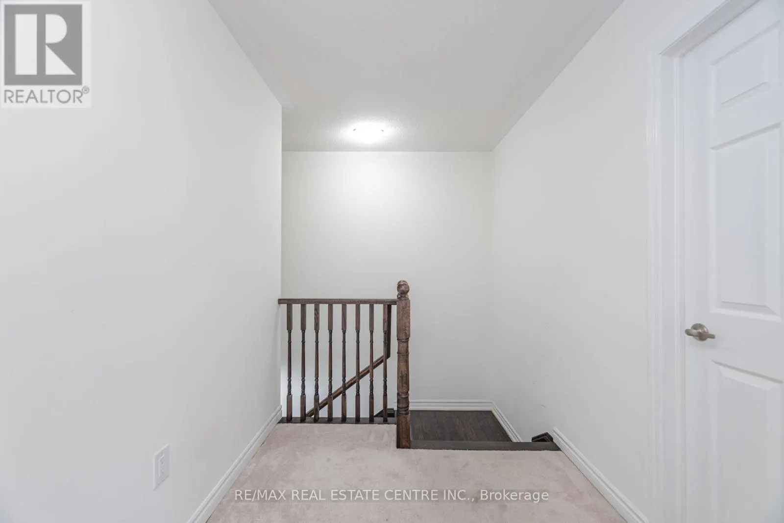 28 - 975 WHITLOCK AVENUE