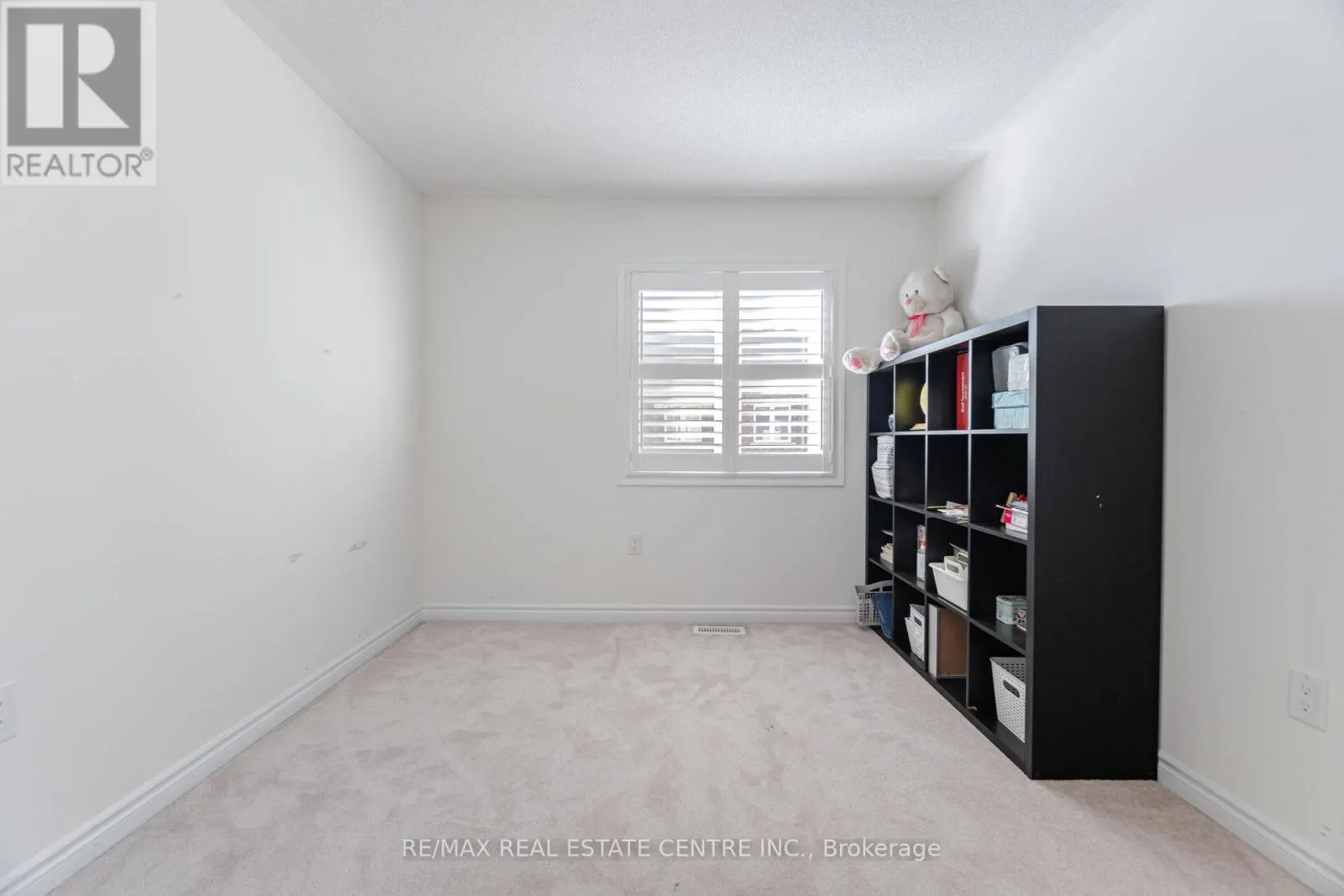 28 - 975 WHITLOCK AVENUE
