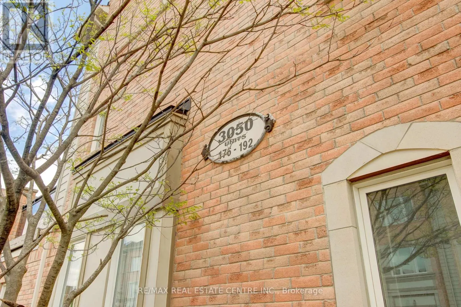 190 - 3050 ERIN CENTRE BOULEVARD
