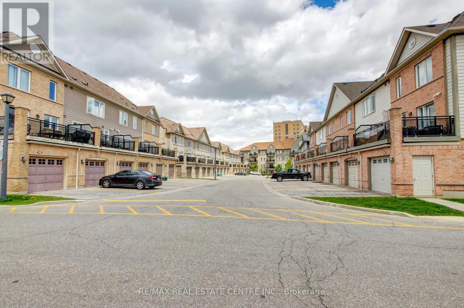 190 - 3050 ERIN CENTRE BOULEVARD