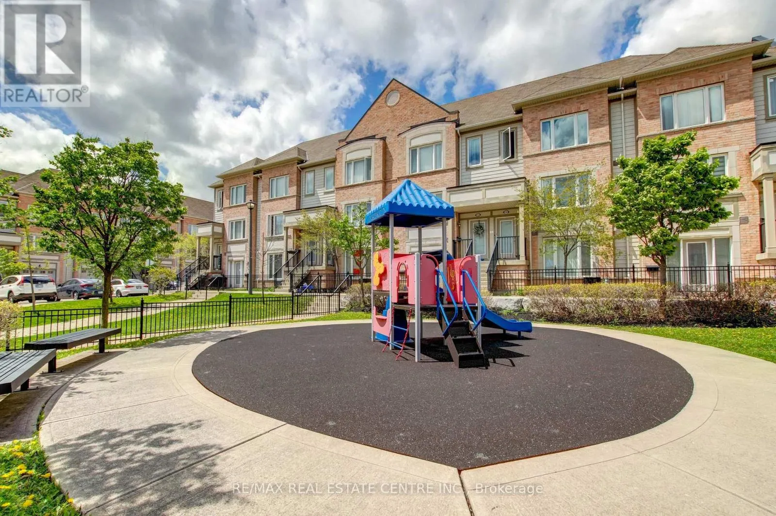 190 - 3050 ERIN CENTRE BOULEVARD