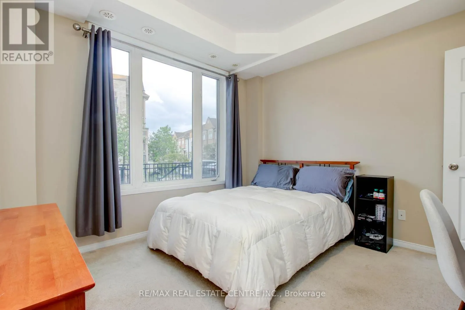 190 - 3050 ERIN CENTRE BOULEVARD