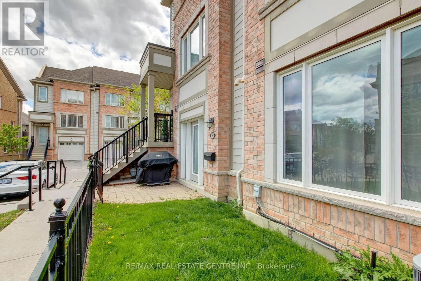 190 - 3050 ERIN CENTRE BOULEVARD