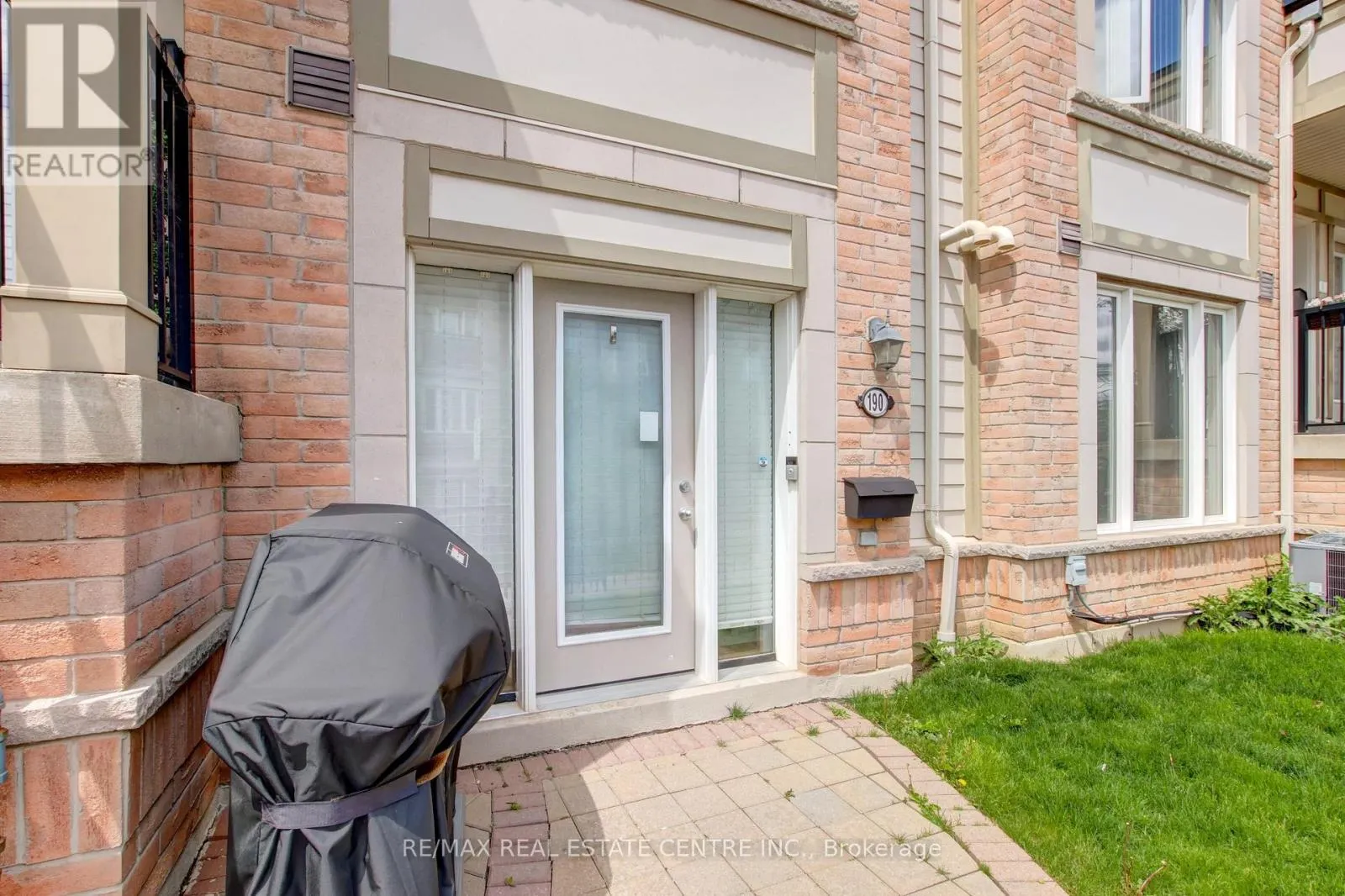 190 - 3050 ERIN CENTRE BOULEVARD