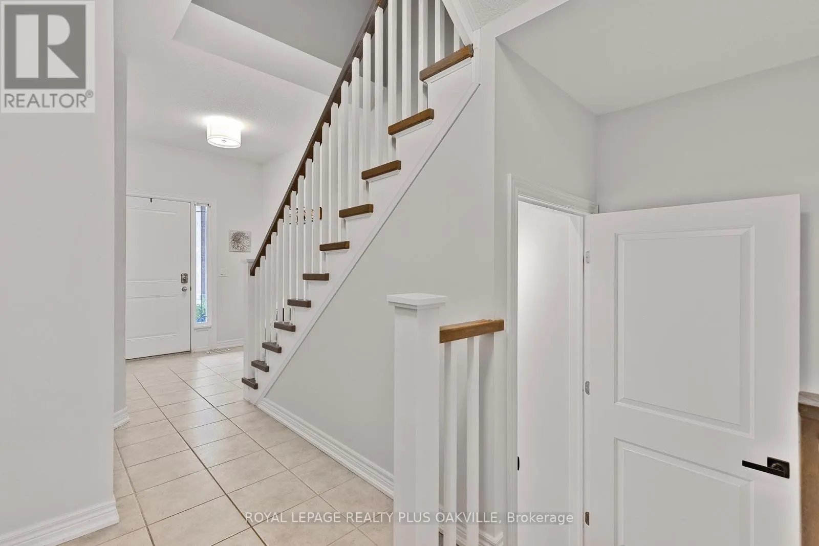 19 - 2997 GLOVER LANE