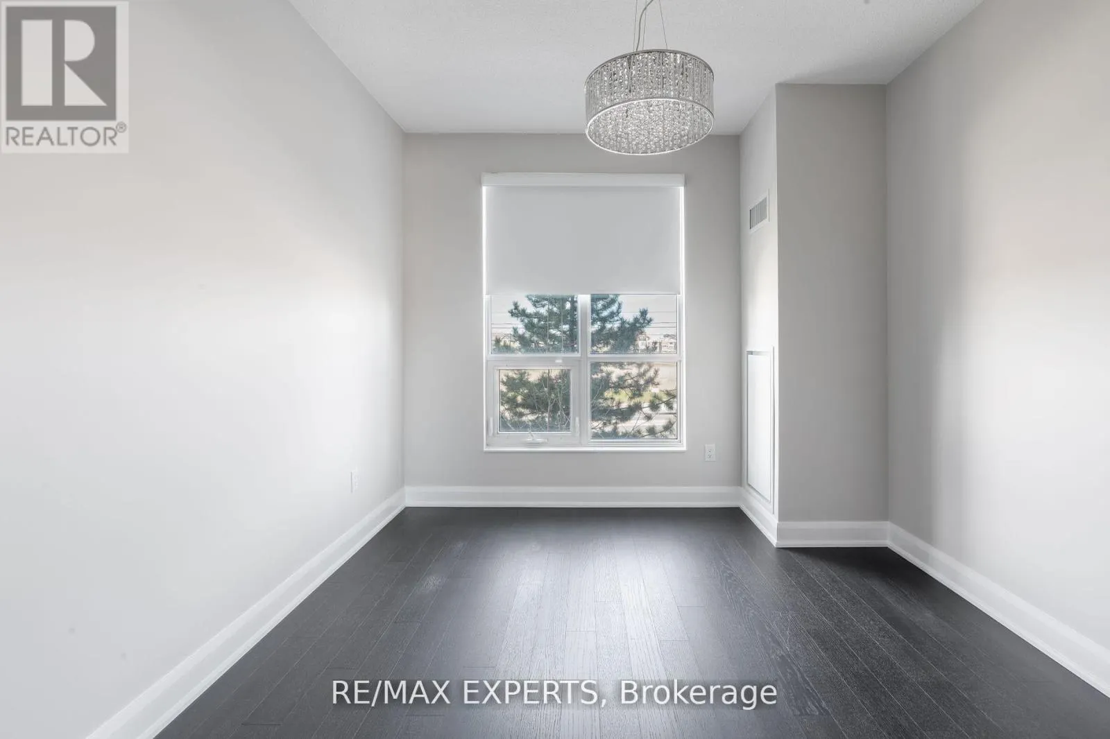 210 - 2480 PRINCE MICHAEL DRIVE N