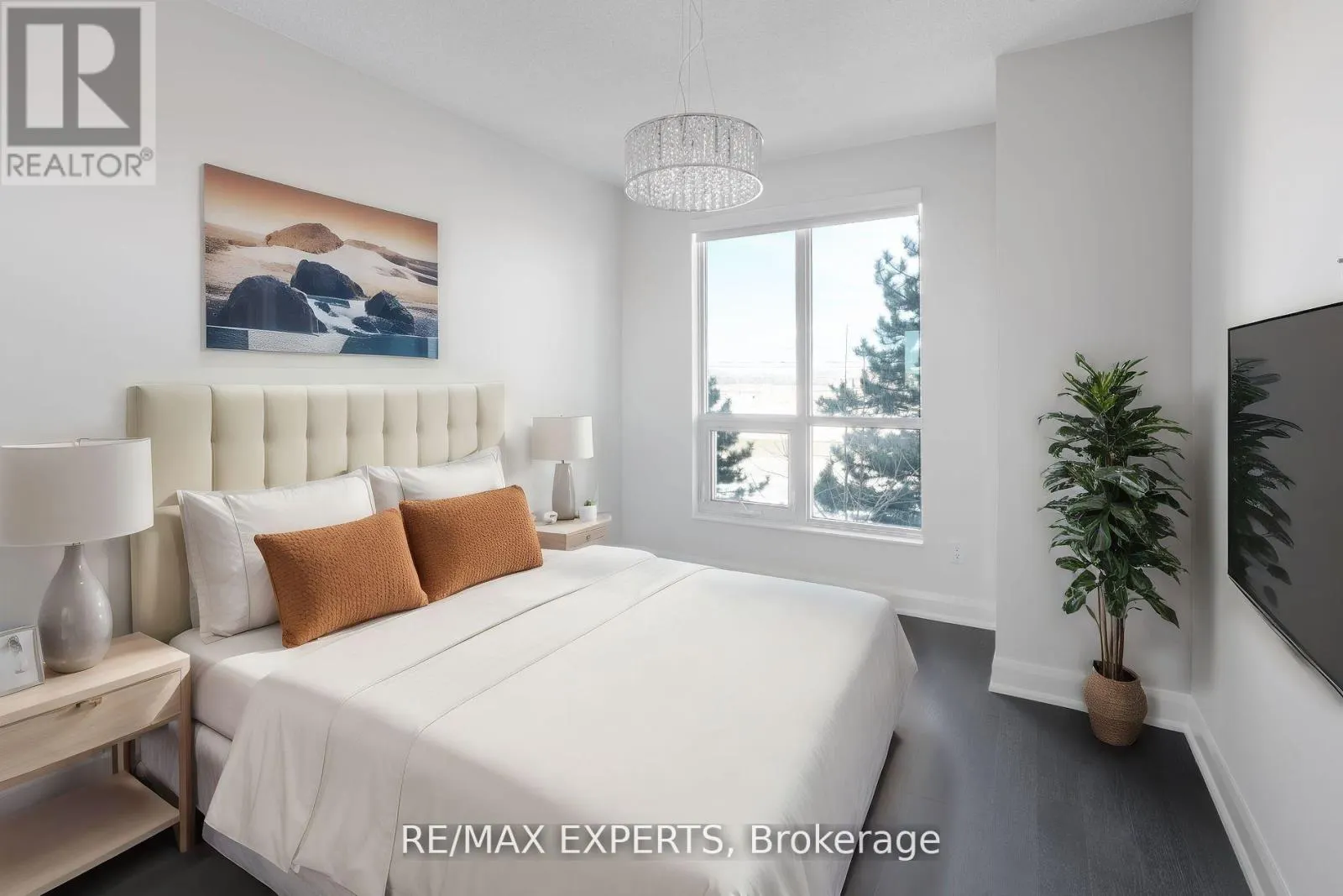210 - 2480 PRINCE MICHAEL DRIVE N
