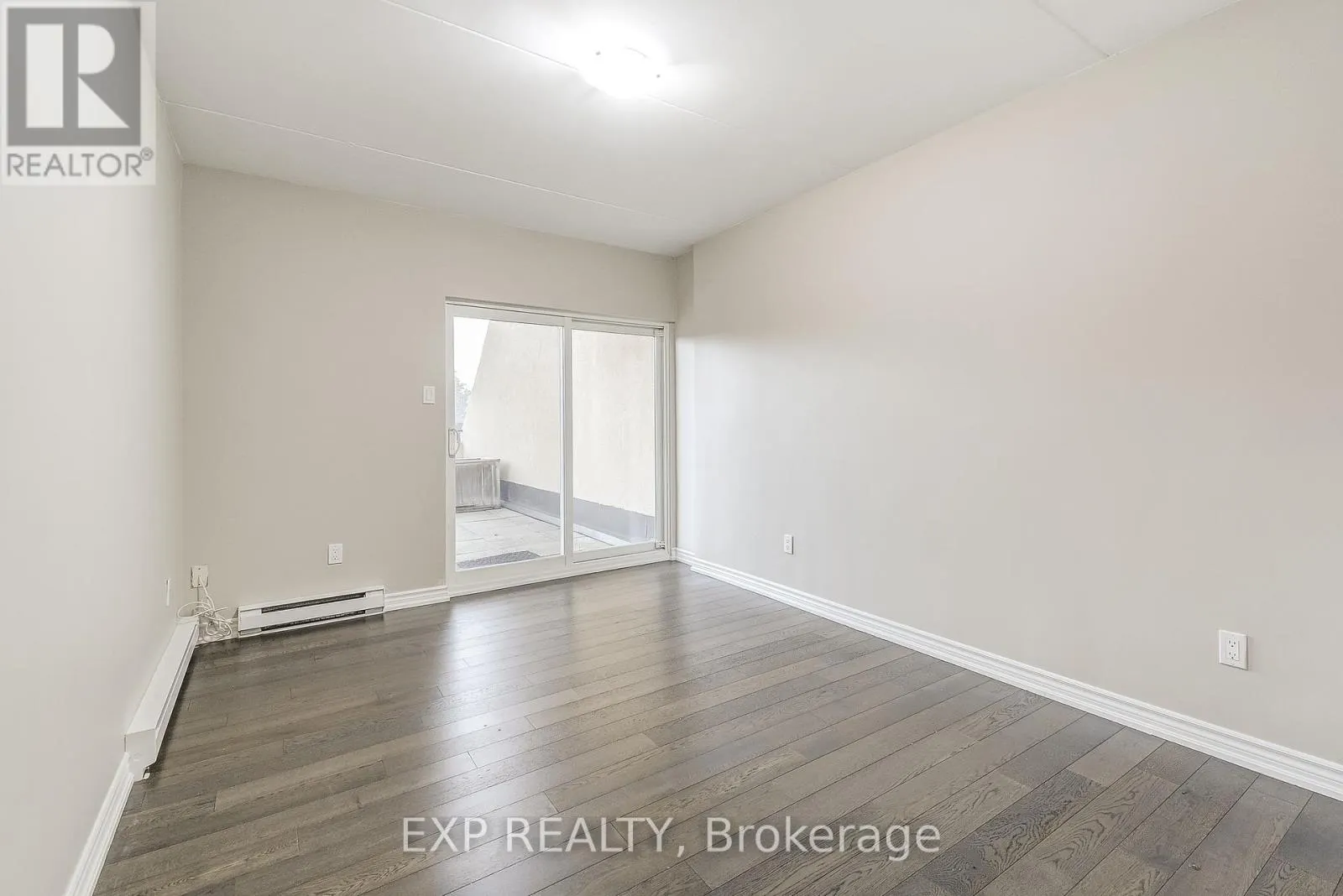 1 - 11 COURT STREET N
