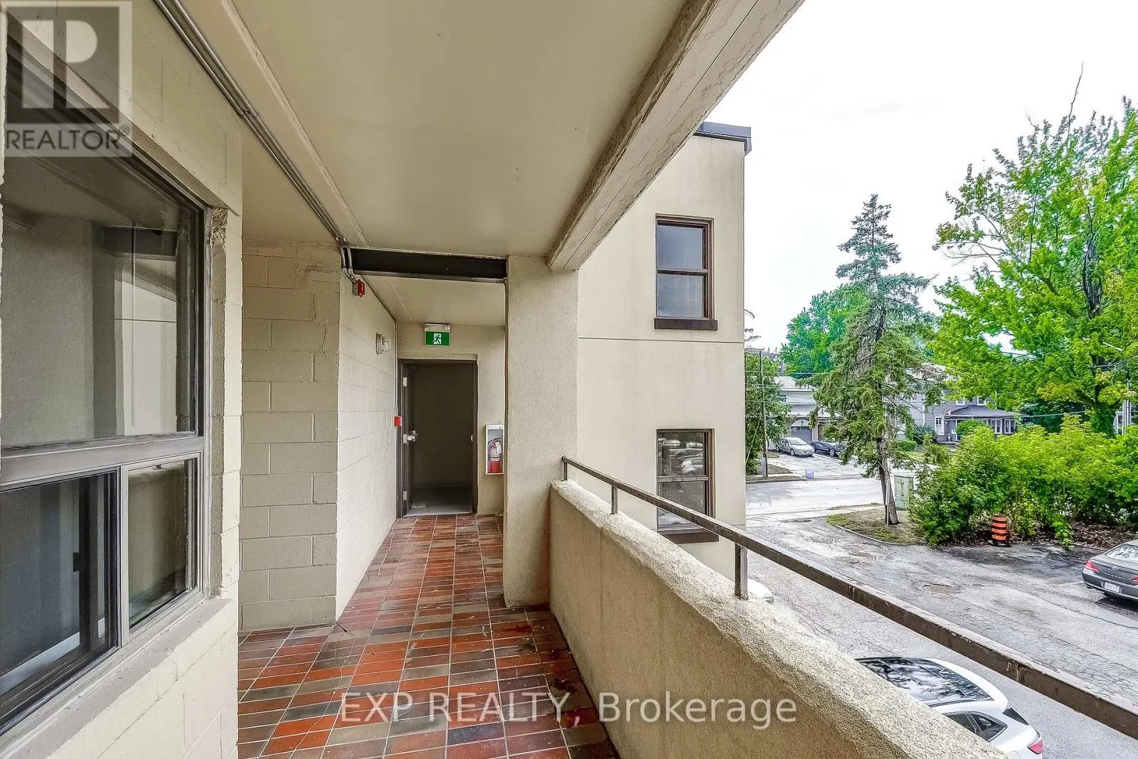 1 - 11 COURT STREET N