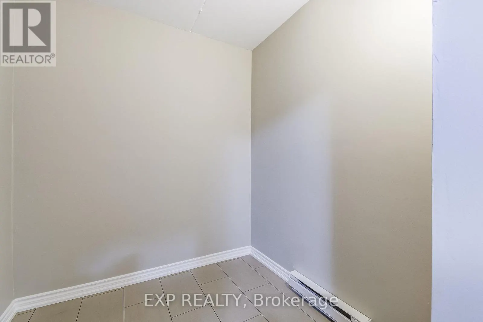 1 - 11 COURT STREET N