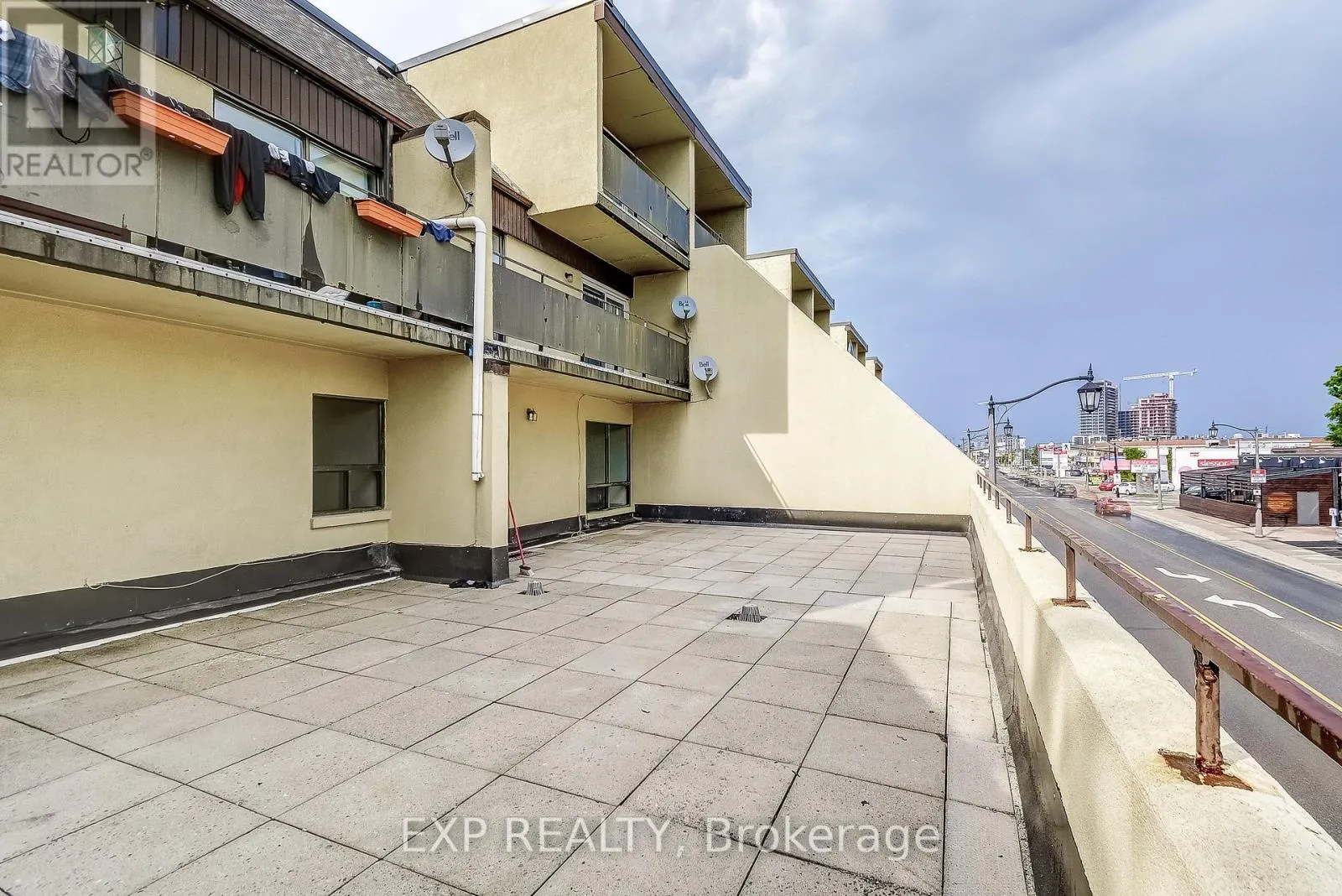 1 - 11 COURT STREET N