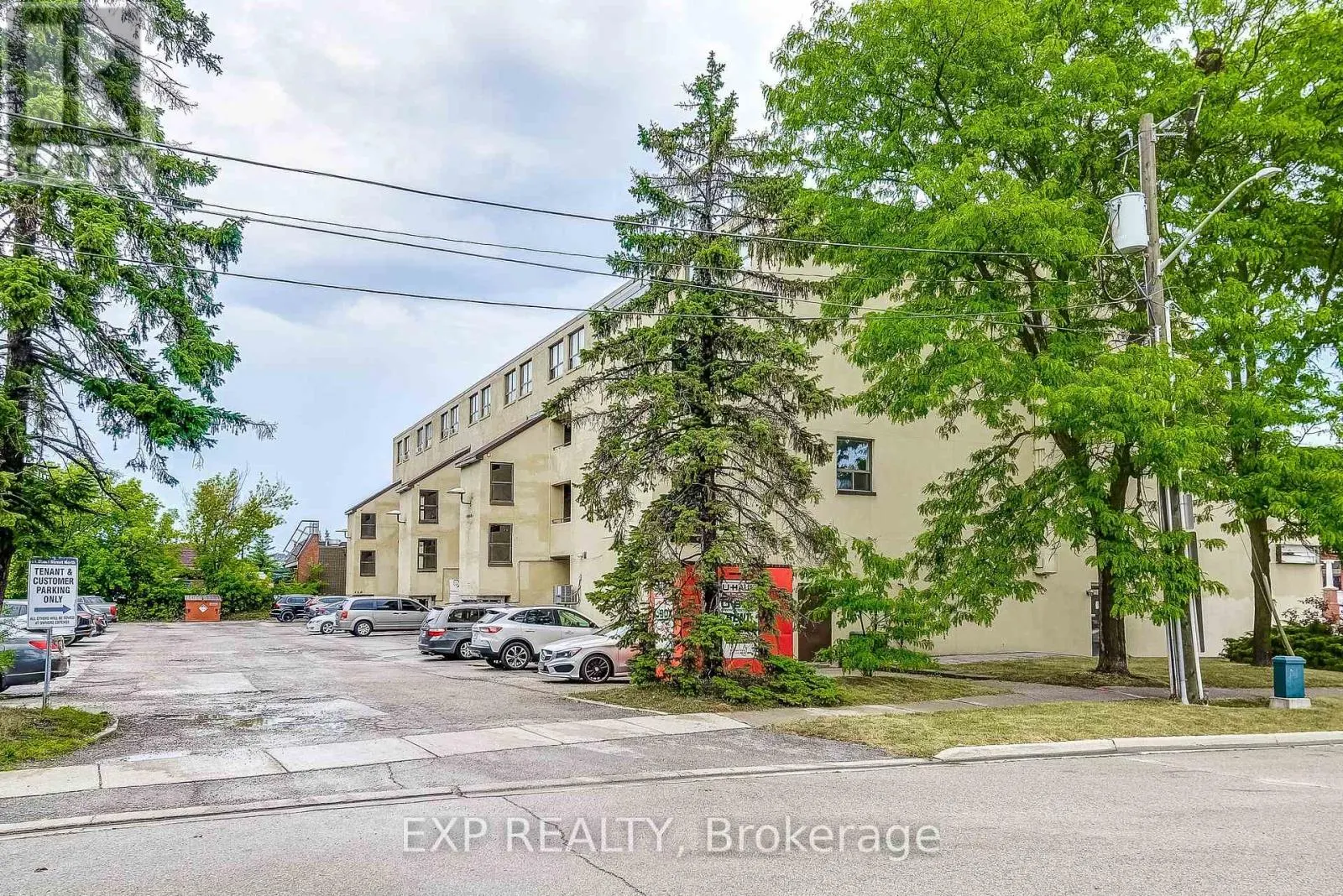 6 - 11 COURT STREET N