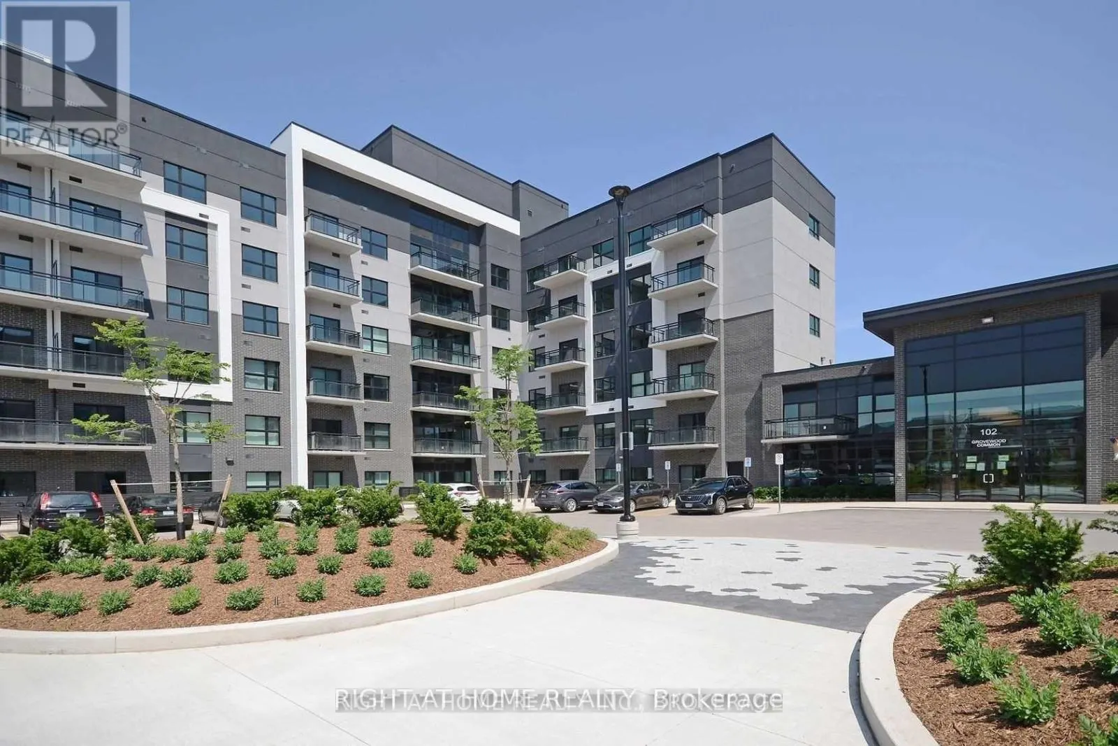 401 - 102 GROVEWOOD COMMON CIRCLE