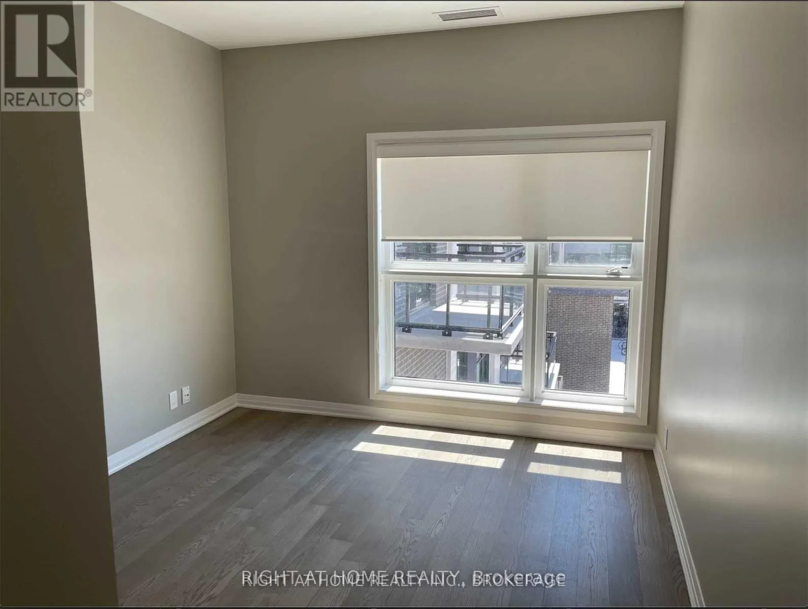 401 - 102 GROVEWOOD COMMON CIRCLE