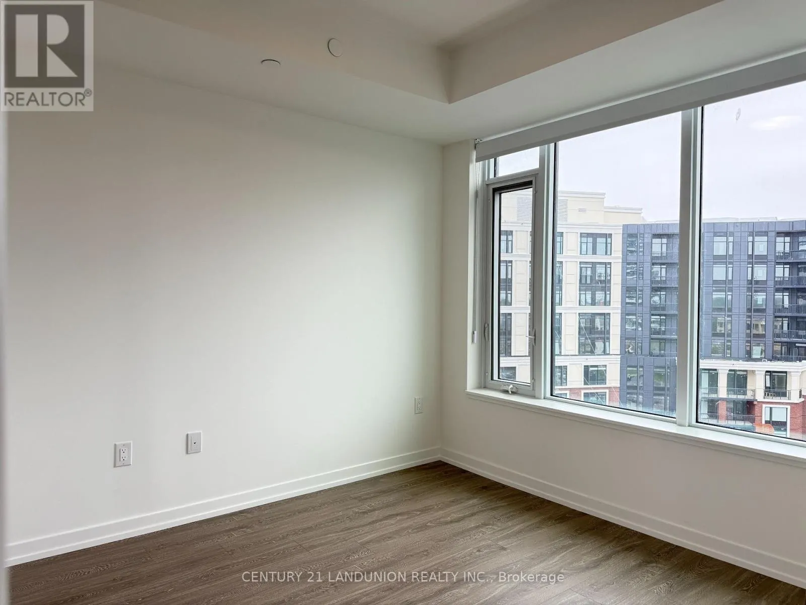 917 - 2485 EGLINTON AVENUE W