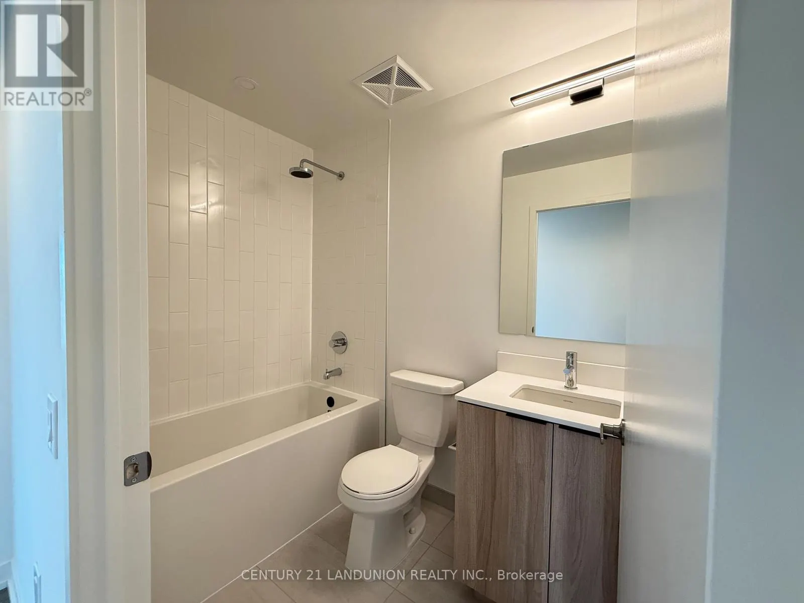 917 - 2485 EGLINTON AVENUE W