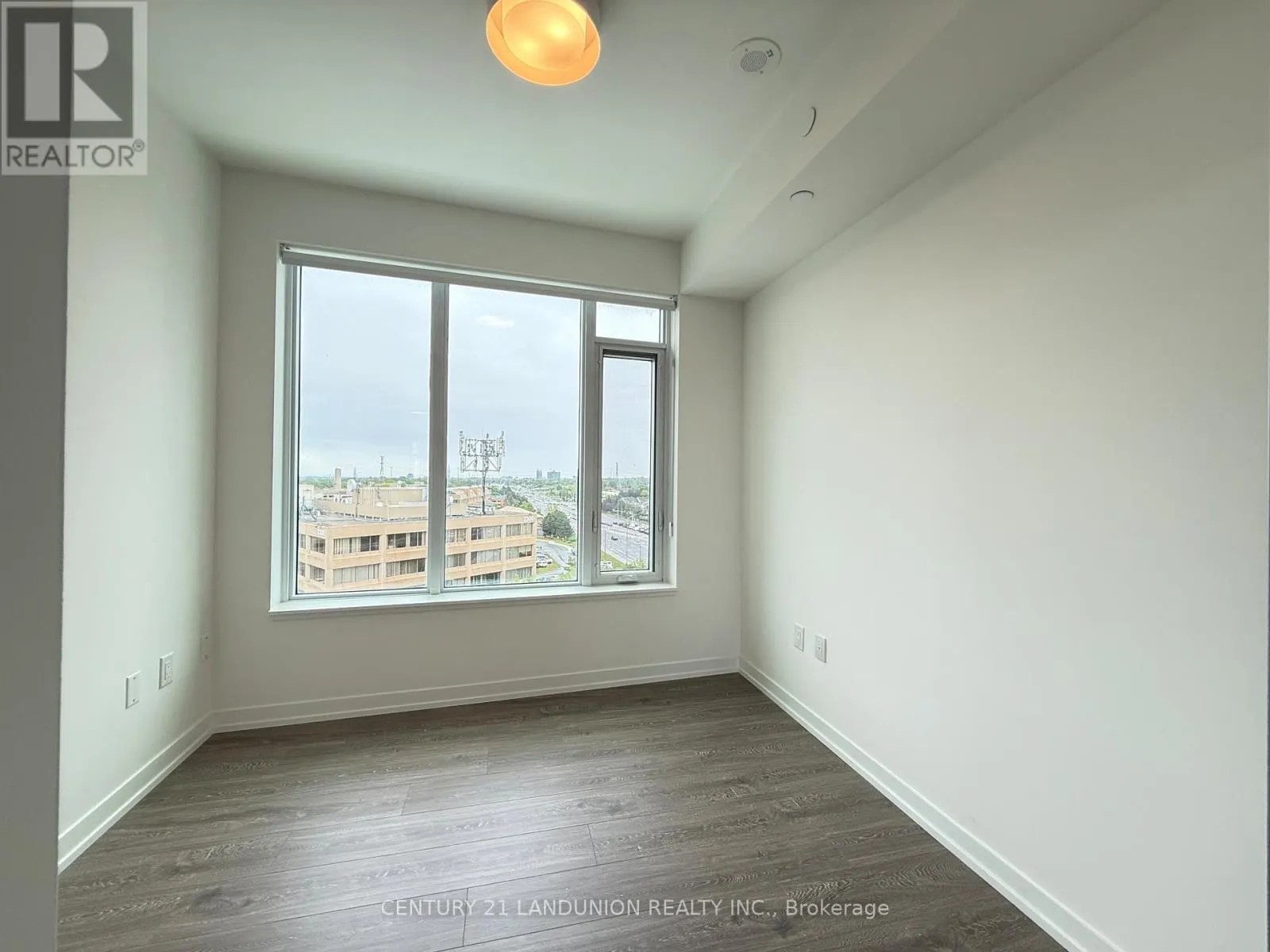 917 - 2485 EGLINTON AVENUE W
