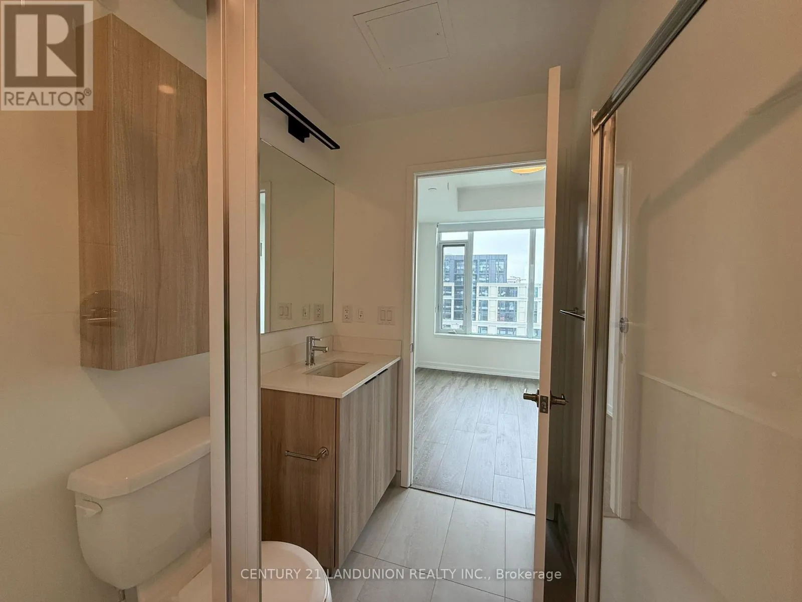 917 - 2485 EGLINTON AVENUE W
