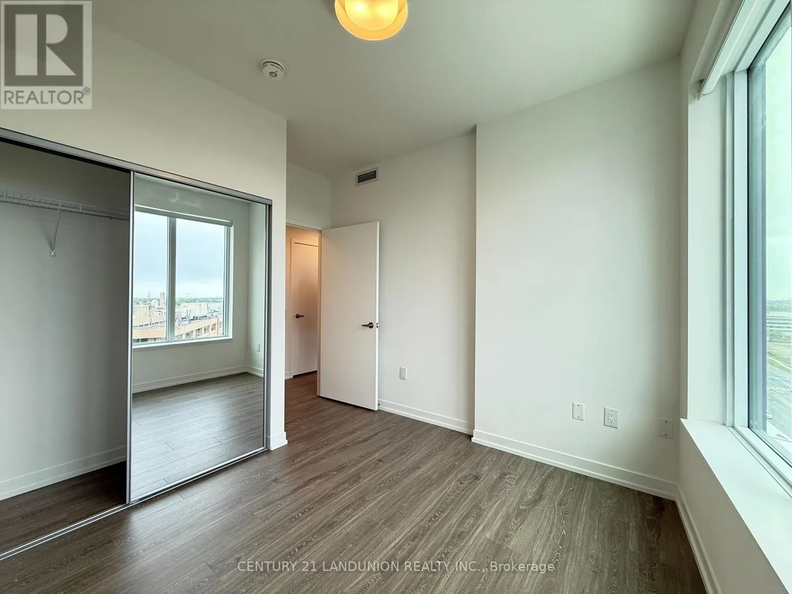 917 - 2485 EGLINTON AVENUE W