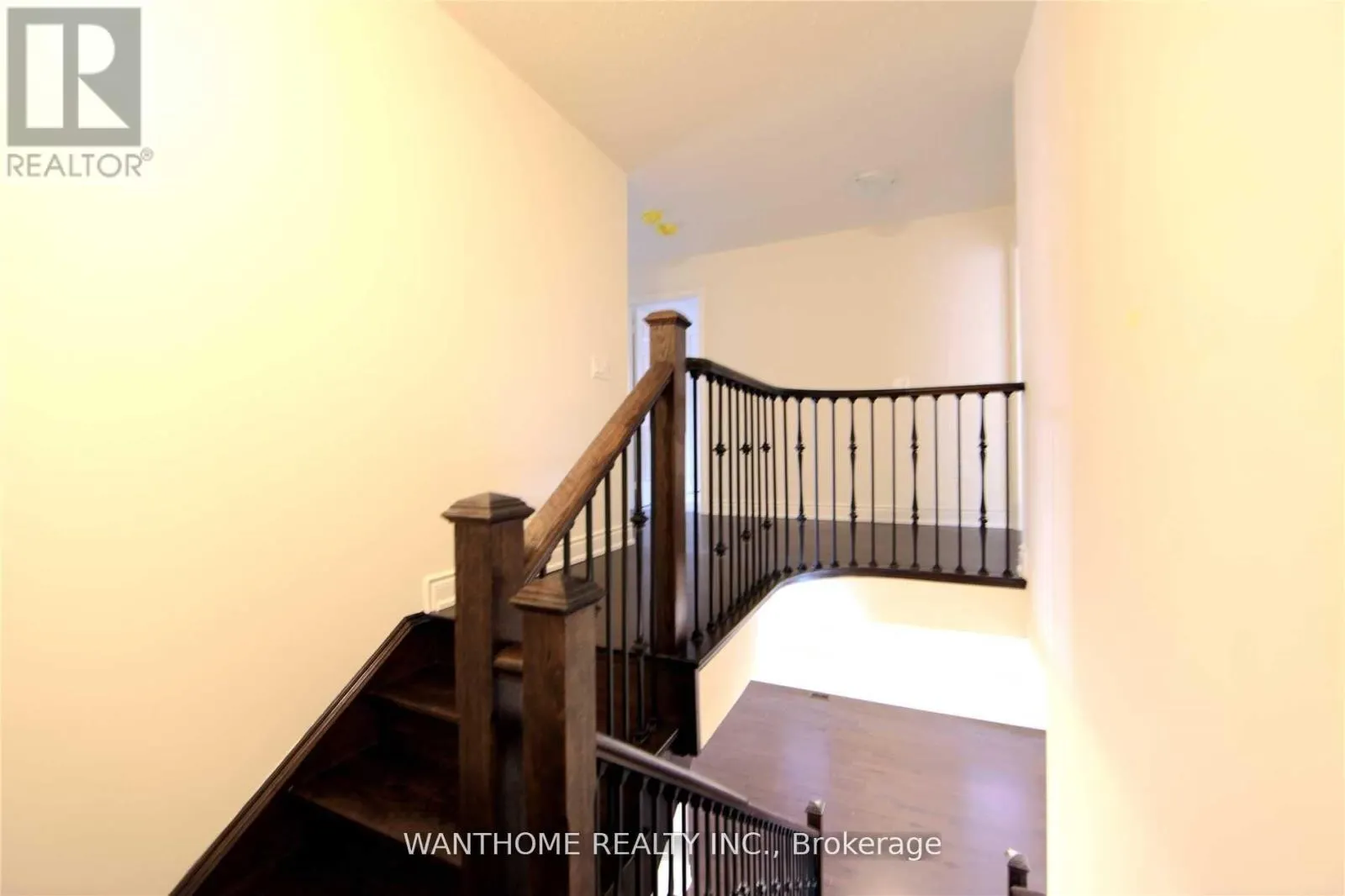 156 BELMORE COURT S