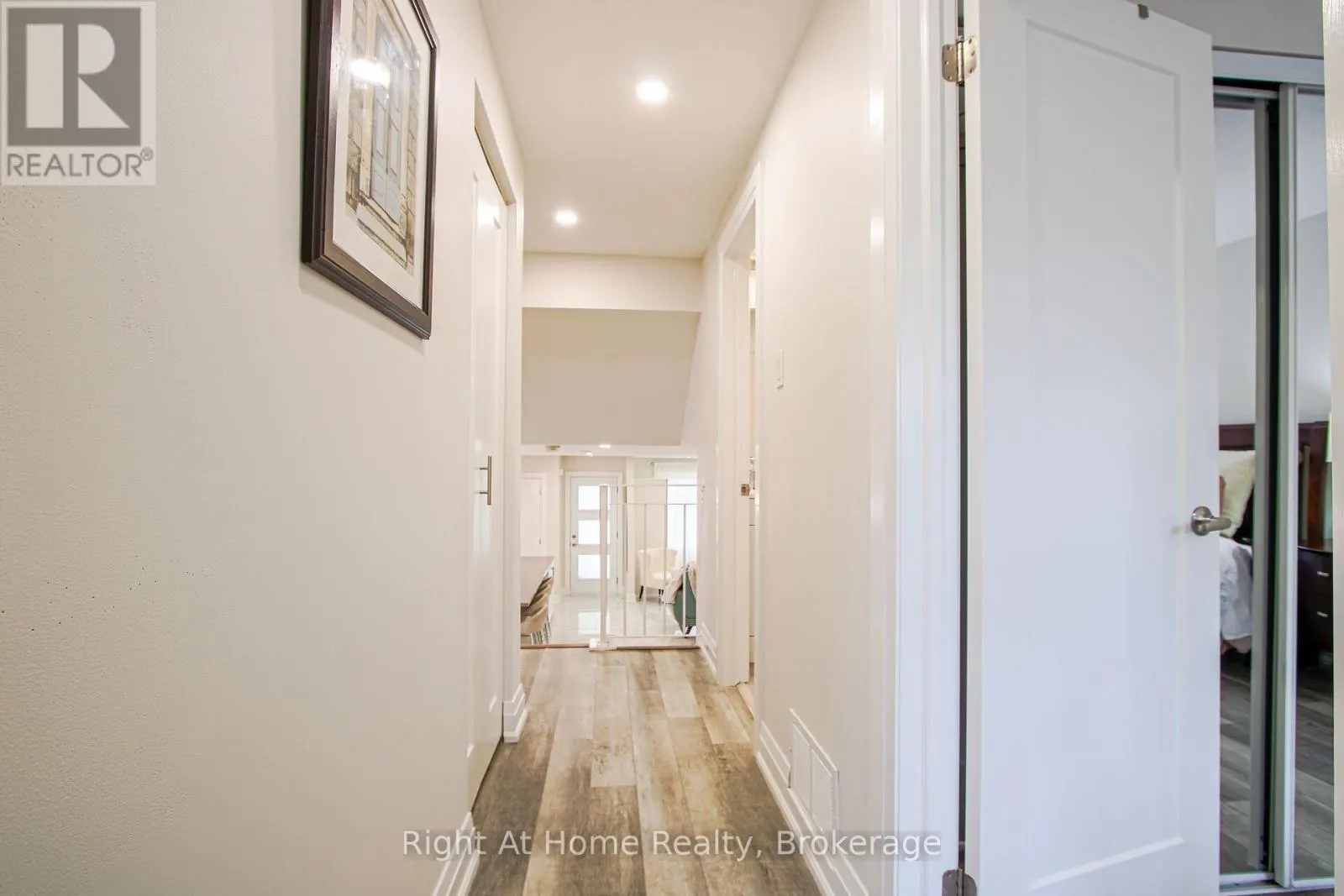 2495 SNOWHILL COURT