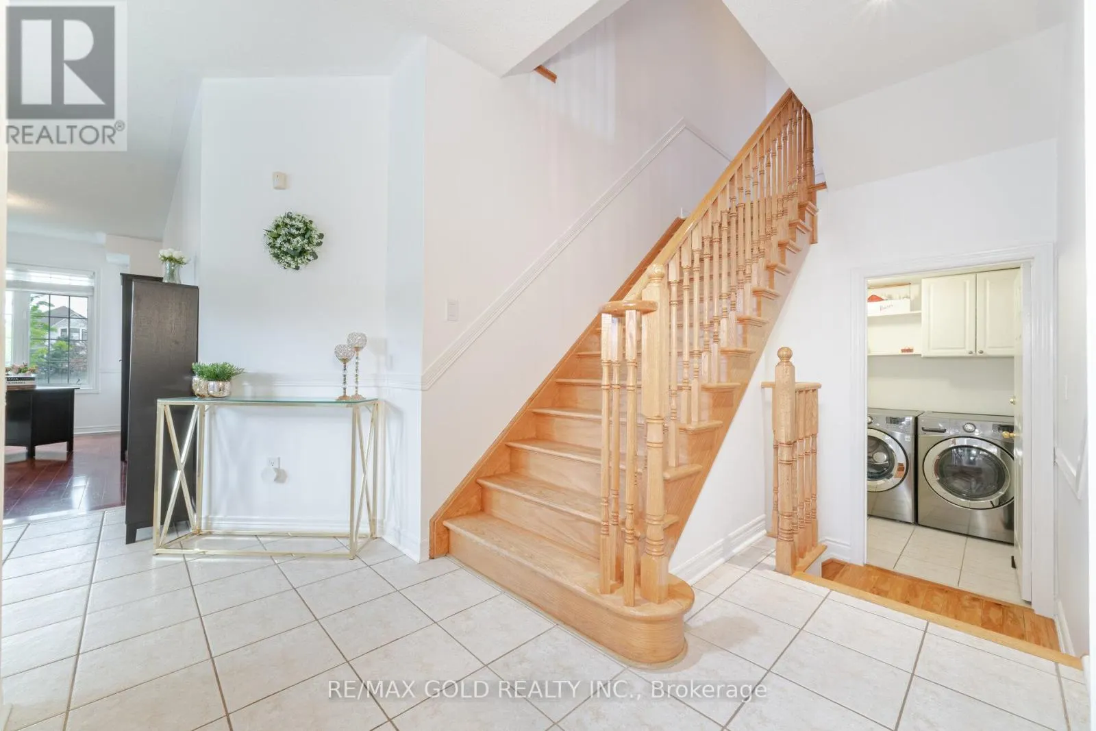 16 LARKBERRY ROAD
