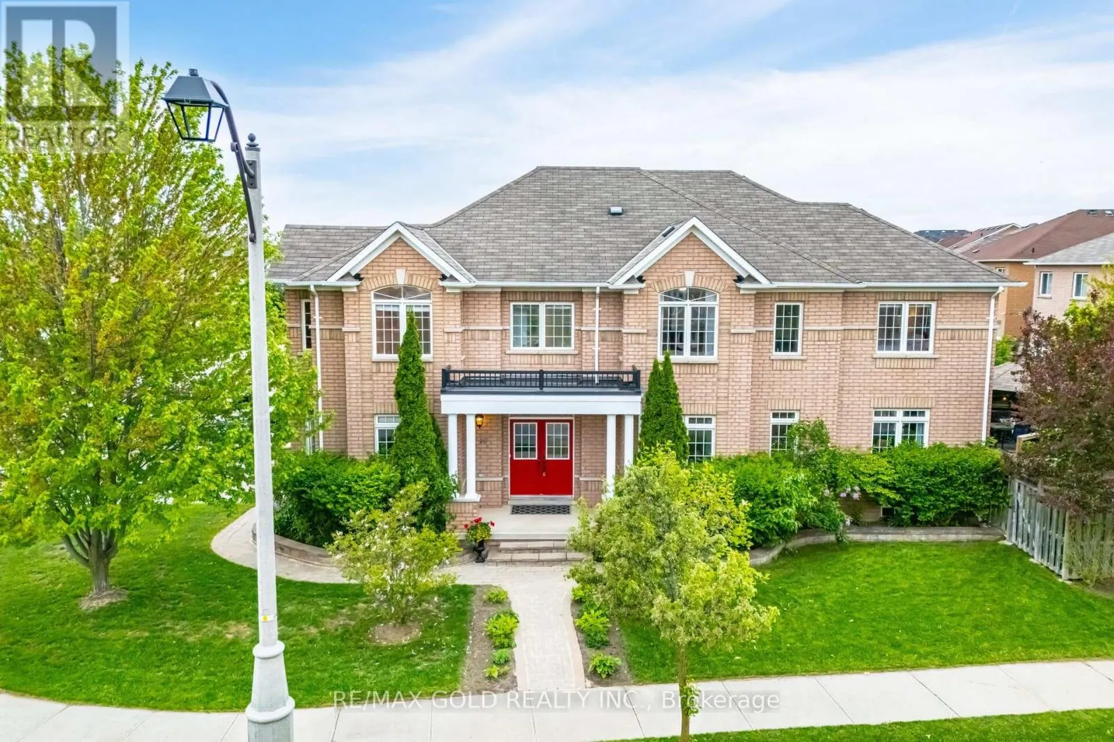 16 LARKBERRY ROAD