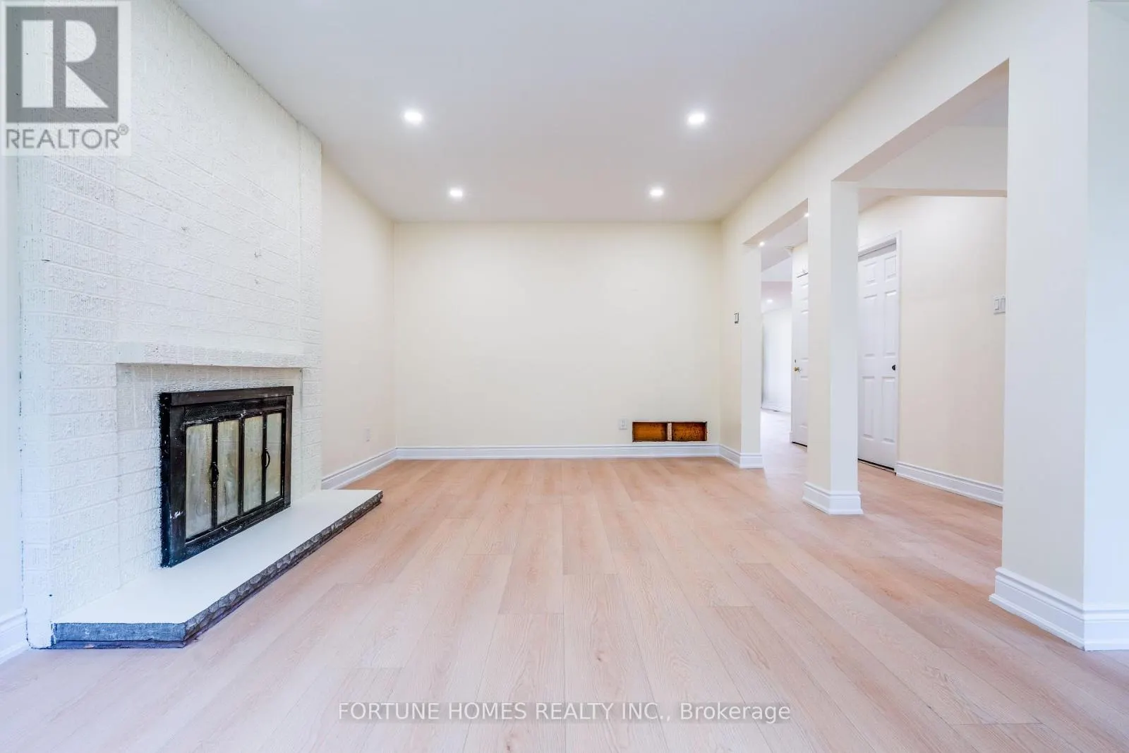 68 NASMITH STREET